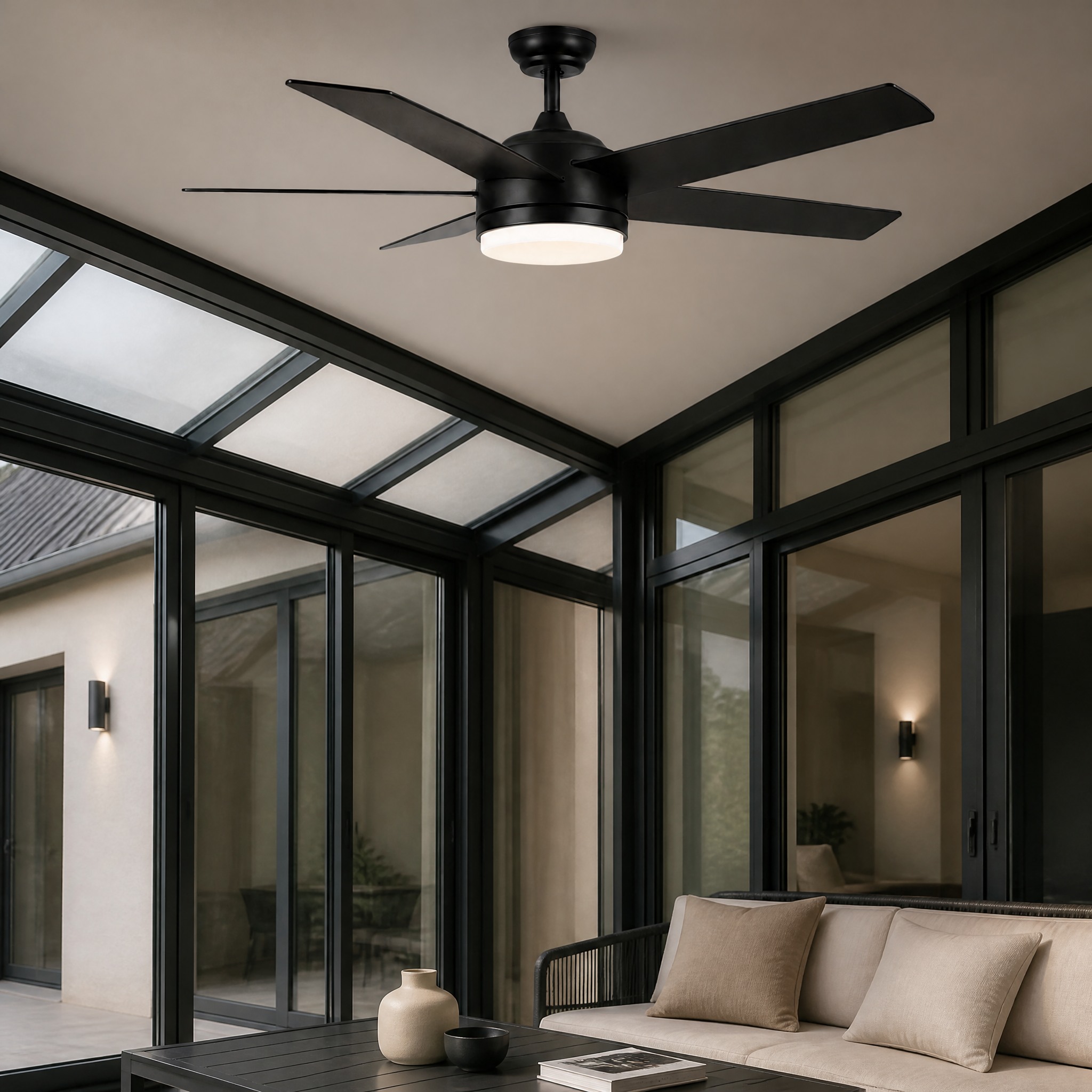 Ventilateur de Plafond Noir LED alimentation secteur 220 à 240 V, 50 et 60 Hz